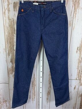 NWT Wrangler 13 Original FR, Dark Blue Jeans for Men. Size 32x34